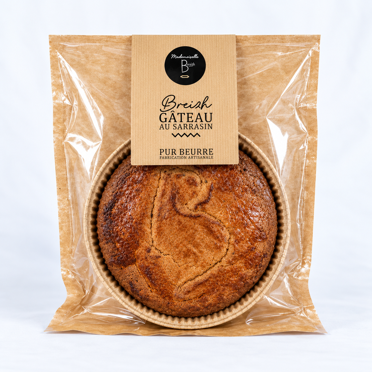 gâteau au sarrasin emballé dans un contenant en carton