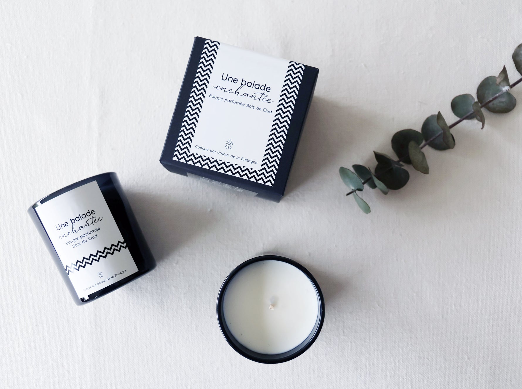 Bougie/ Cadeaux de saint valentin breton/ Vannes/ Fabrication à la main/ Coffret de Saint valentin/ Bois de Oud/ Saint valentin/ cadeau original saint valentin