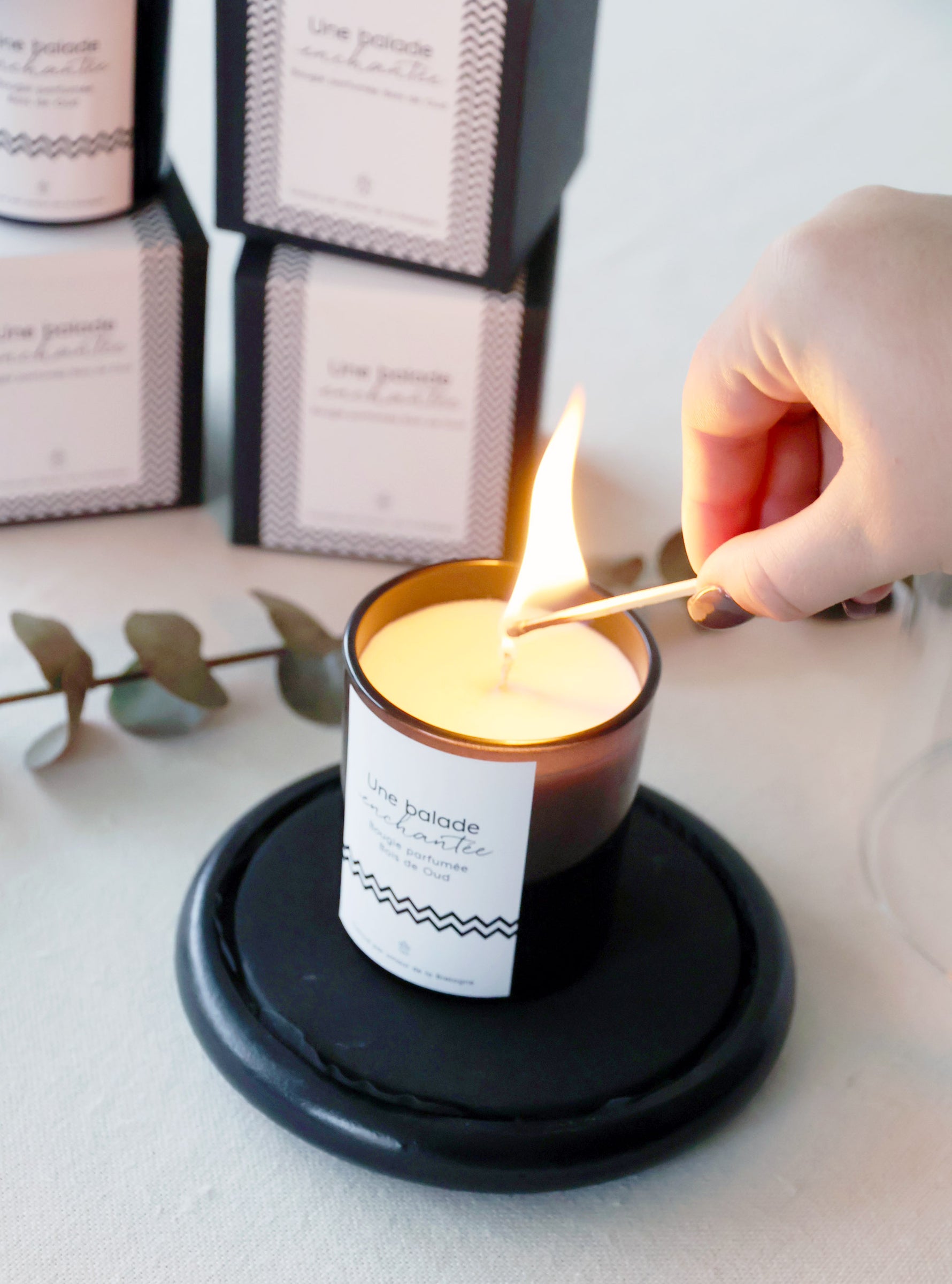 Bougie/ Cadeaux de saint valentin breton/ Vannes/ Fabrication à la main/ Coffret de Saint valentin/ Bois de Oud/ Saint valentin/ cadeau original saint valentin